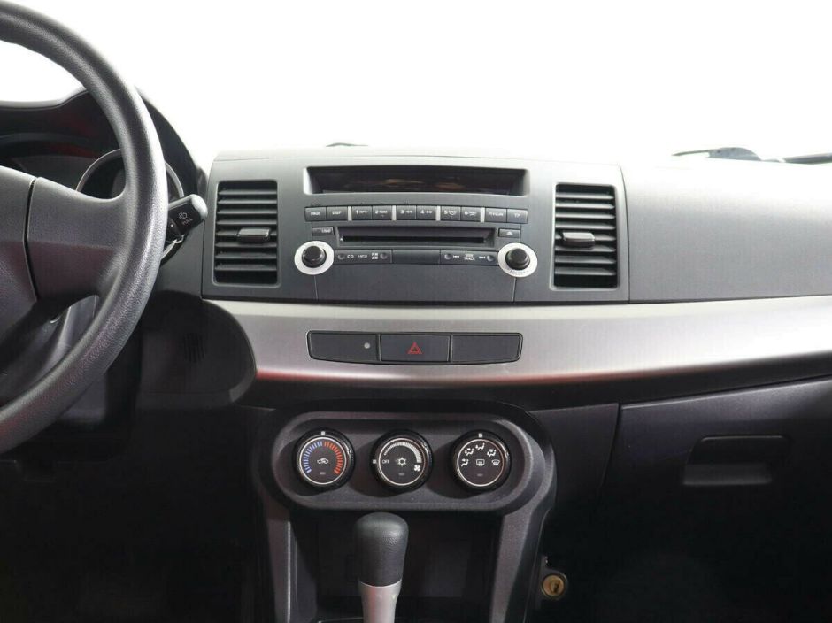Mitsubishi Lancer, 1.5 л, АТ, 2010 фото 7