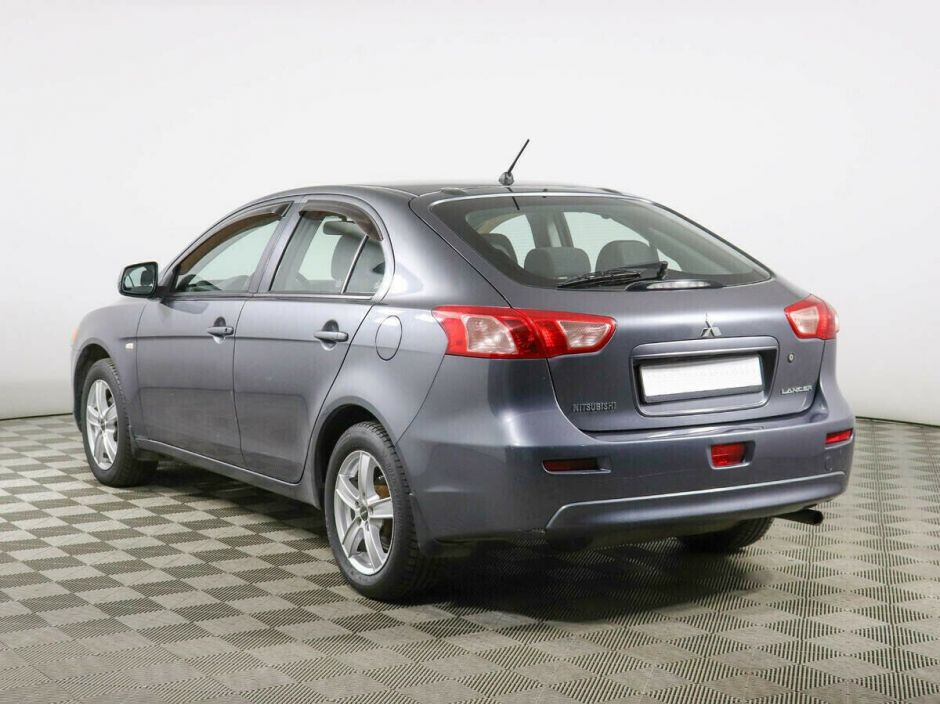 Mitsubishi Lancer, 1.8 л, МТ, 2010 фото 5
