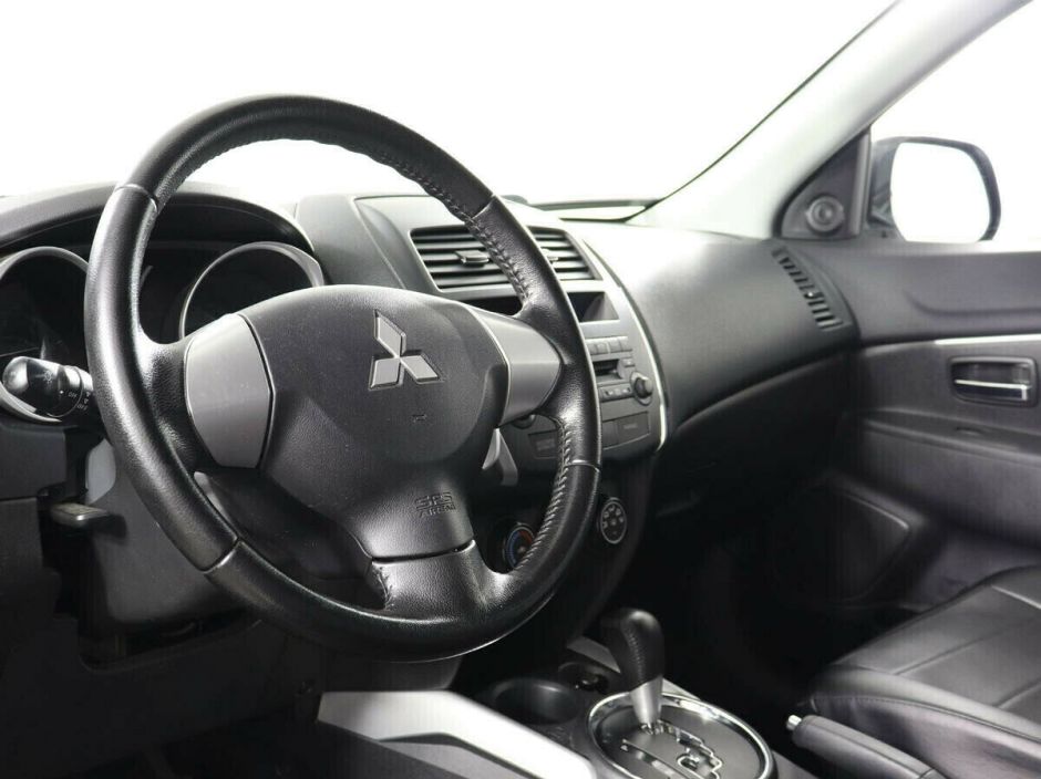 Mitsubishi ASX, 1.8 л, Вариатор, 2011 фото 1