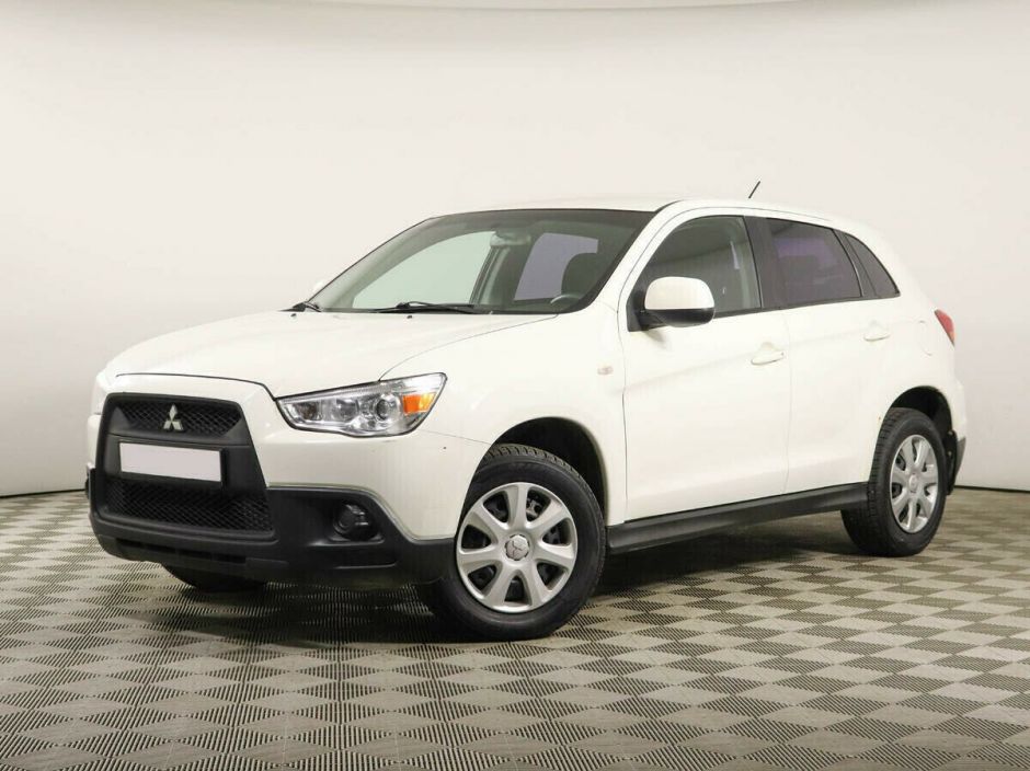 Mitsubishi ASX, 1.8 л, Вариатор, 2012 фото 3