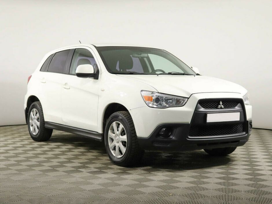 Mitsubishi ASX, 1.8 л, Вариатор, 2012 фото 4