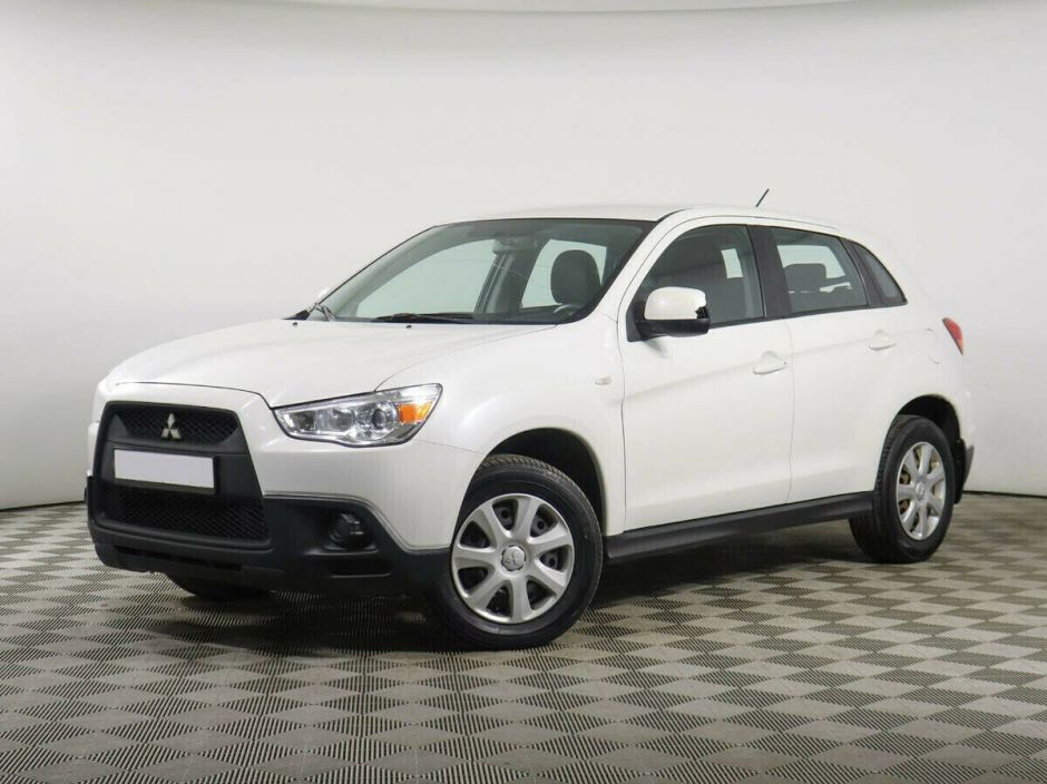 Mitsubishi ASX, 1.8 л, Вариатор, 2013 фото 3