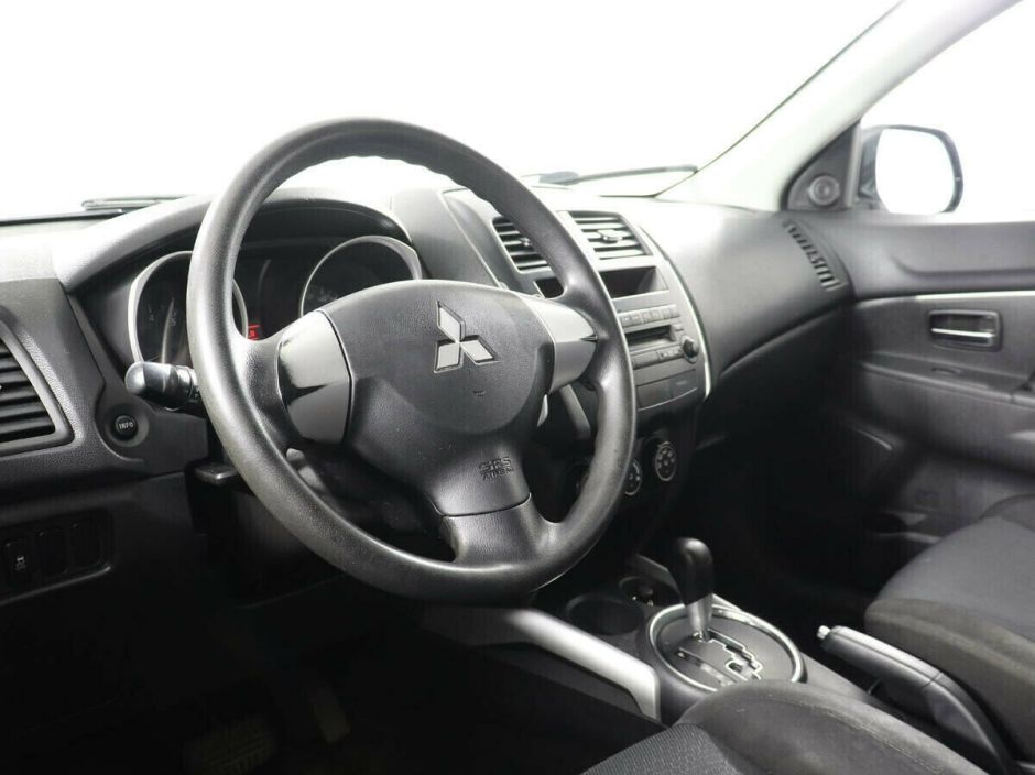 Mitsubishi ASX, 1.8 л, Вариатор, 2013 фото 7