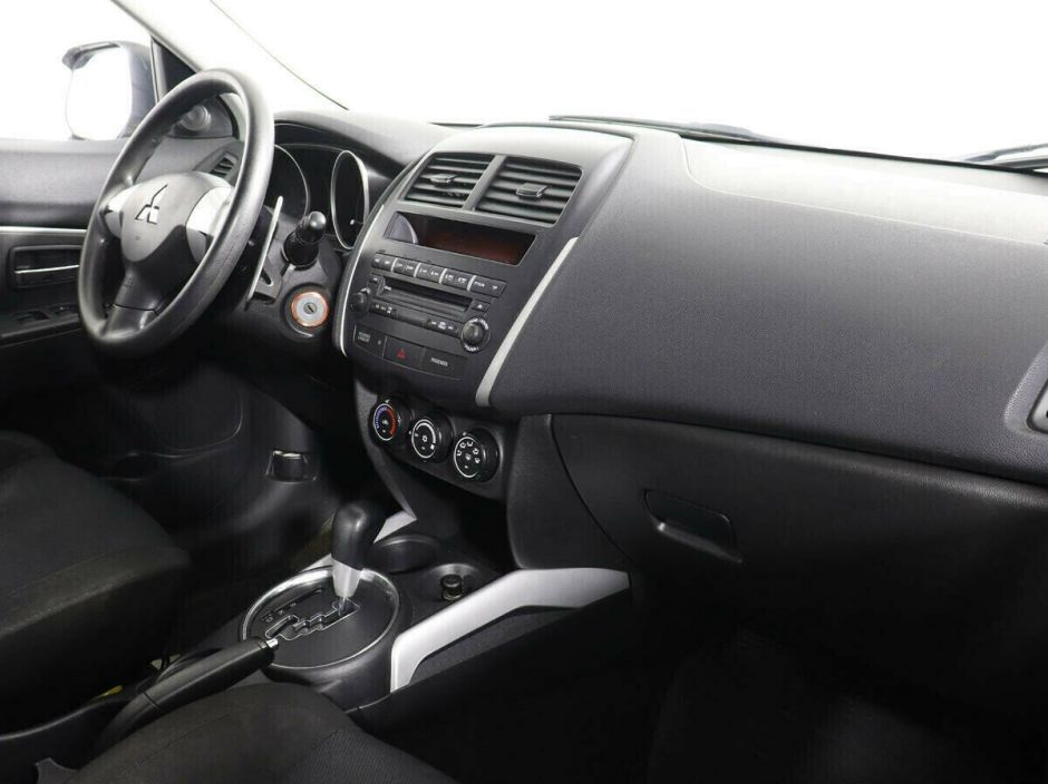 Mitsubishi ASX, 1.8 л, Вариатор, 2013 фото 1