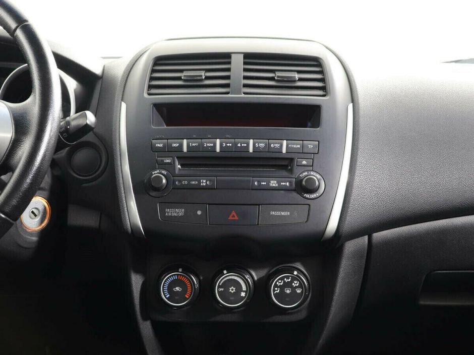 Mitsubishi ASX, 1.8 л, Вариатор, 2010 фото 7