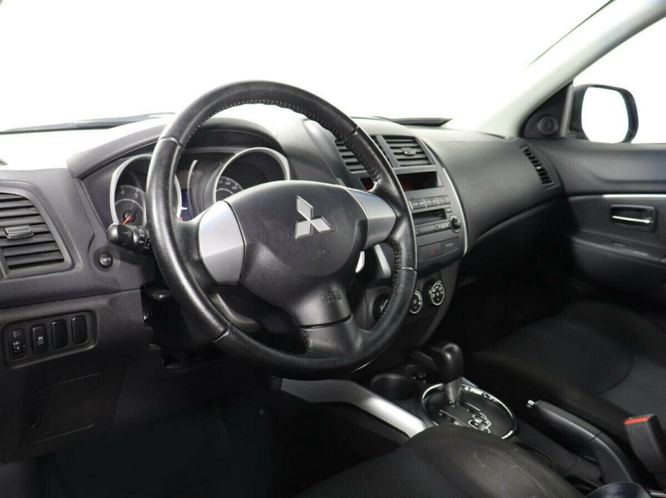 Mitsubishi ASX, 1.8 л, Вариатор, 2010 фото 1