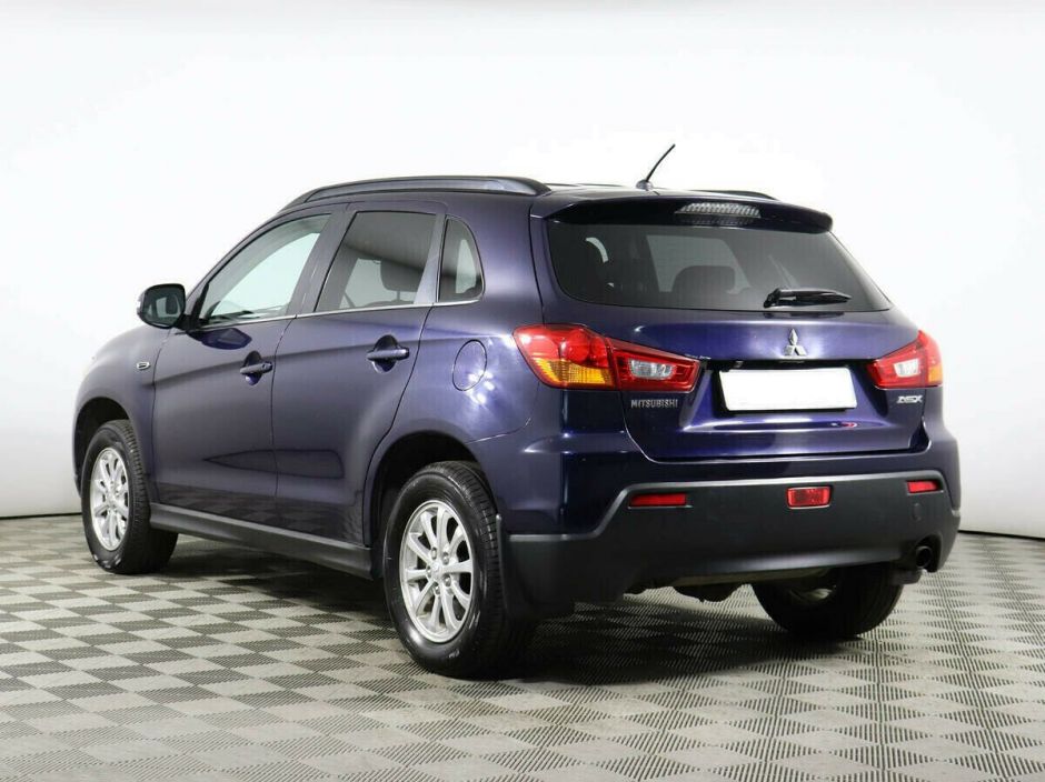 Mitsubishi ASX, 1.8 л, Вариатор, 2011 фото 6