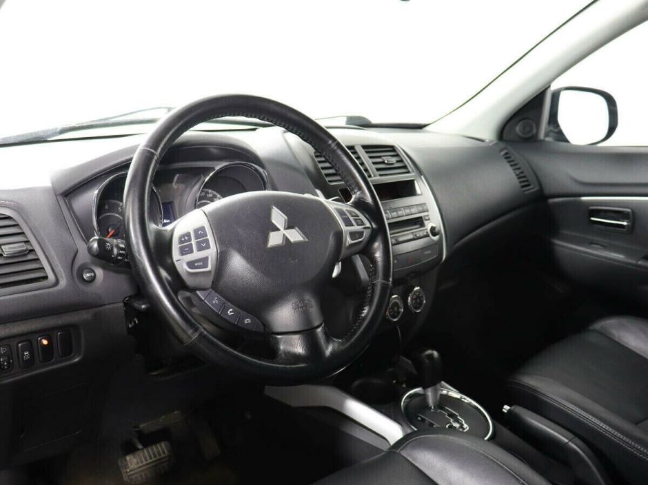 Mitsubishi ASX, 1.8 л, Вариатор, 2011 фото 7