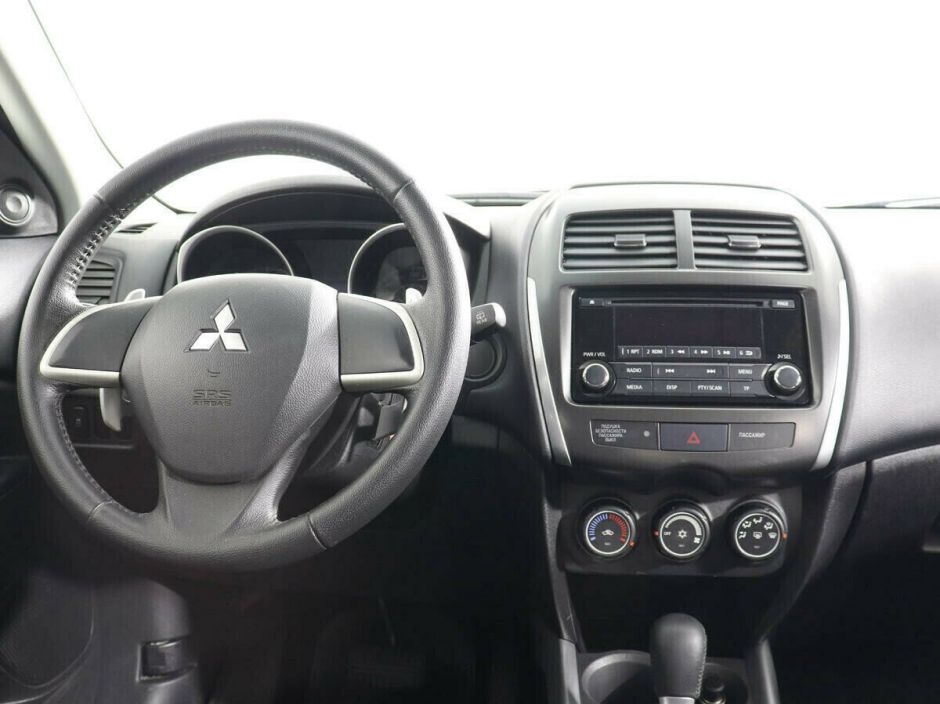 Mitsubishi ASX, 1.8 л, Вариатор, 2013 фото 7