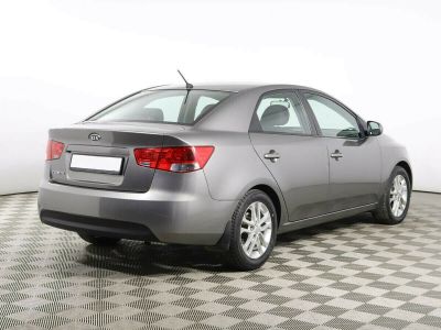 Kia Cerato, 1.6 л, АКПП, 2011 фото 4