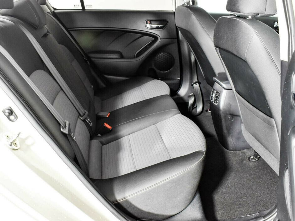 Kia Cerato, 1.6 л, АТ, 2013 фото 1