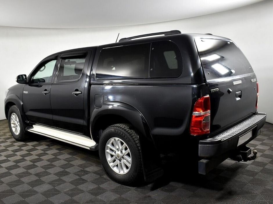 Toyota Hilux, 3.0 л, АТ, 2013 фото 6