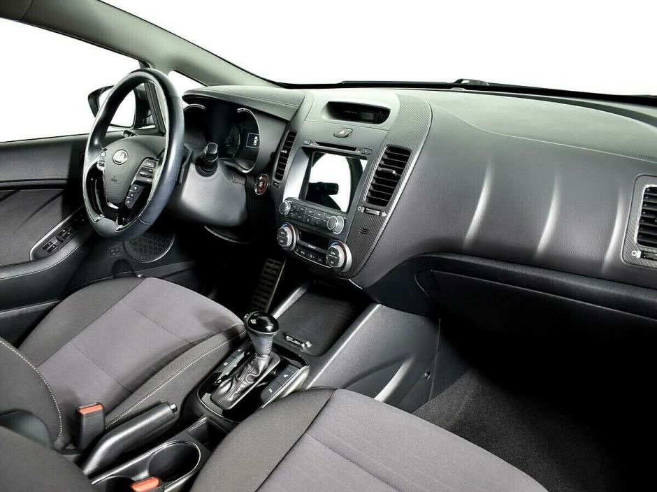 Kia Cerato, 2.0 л, АТ, 2017 фото 1