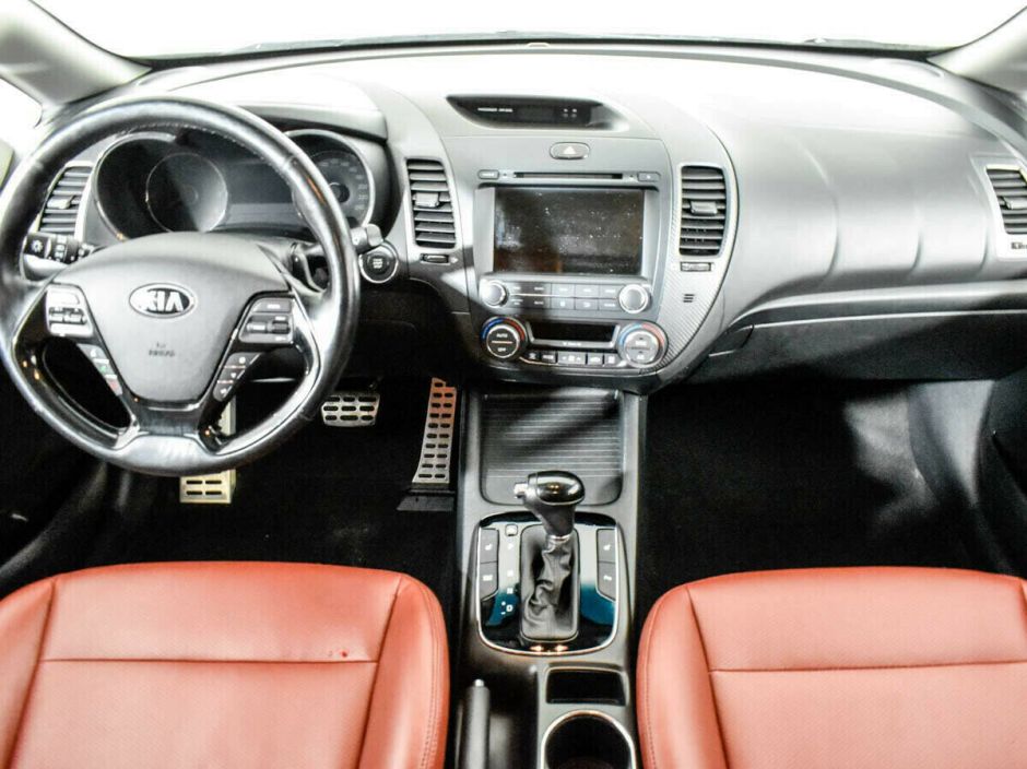 Kia Cerato, 2.0 л, АТ, 2018 фото 2