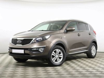 Kia Sportage, 2.0 л, МКПП, 2010 фото 3