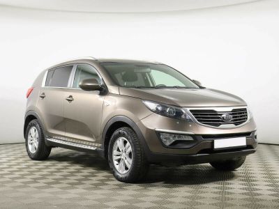 Kia Sportage, 2.0 л, МКПП, 2010 фото 5