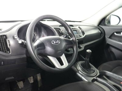 Kia Sportage, 2.0 л, МКПП, 2010 фото 1