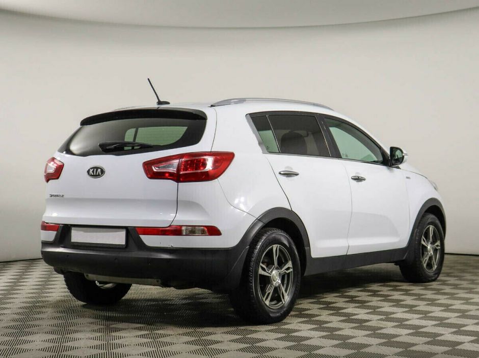 Kia Sportage, 2.0 л, АТ, 2010 фото 4