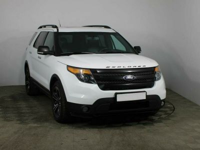 Ford Explorer, 3.5 л, АКПП, 2013 фото 4