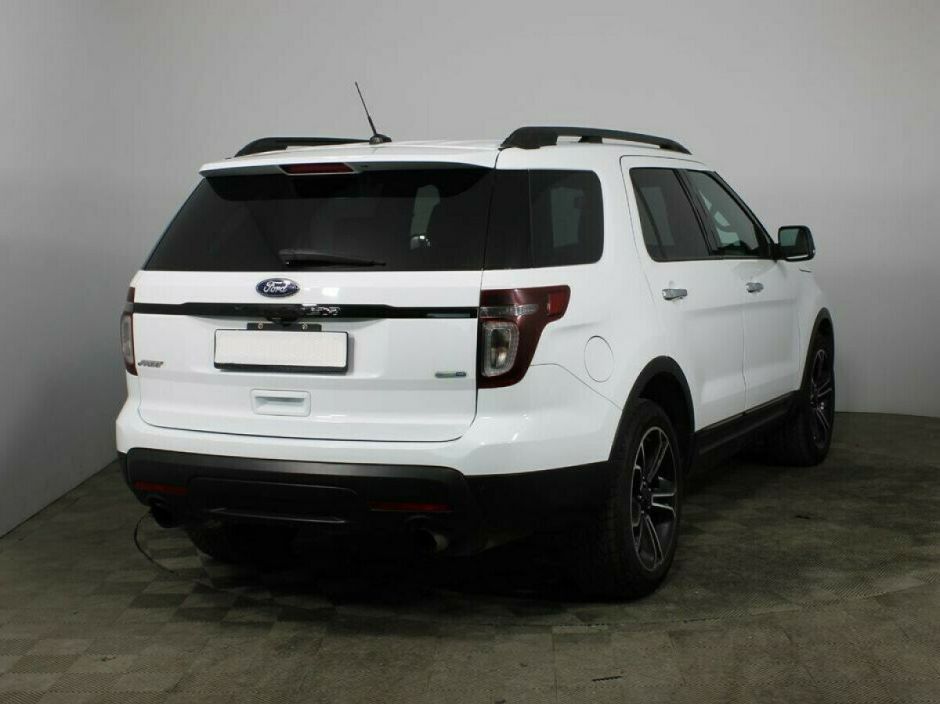 Ford Explorer, 3.5 л, АТ, 2013 фото 5