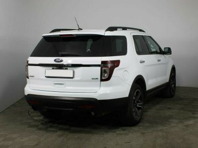 Ford Explorer, 3.5 л, АКПП, 2013 фото 5