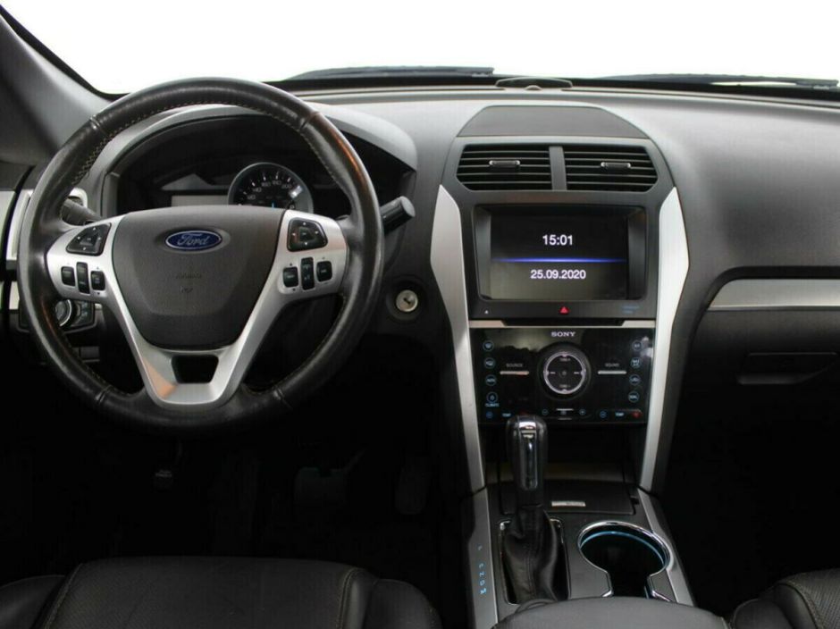 Ford Explorer, 3.5 л, АТ, 2014 фото 8
