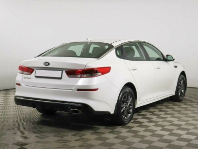 Kia Optima, 2.0 л, АКПП, 2018 фото 4