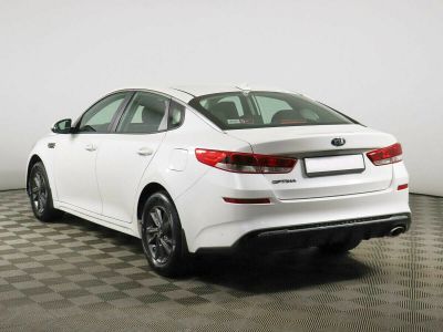 Kia Optima, 2.0 л, АКПП, 2018 фото 6