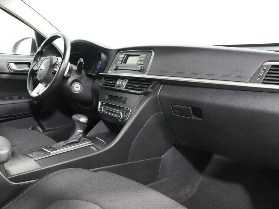 Kia Optima, 2.0 л, АТ, 2018 фото 2