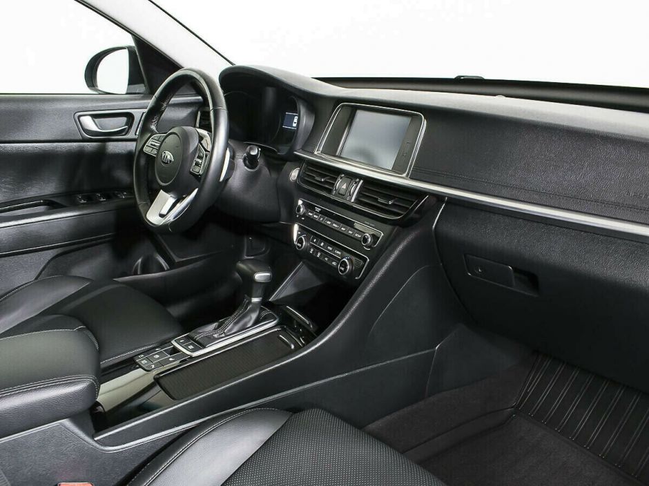 Kia Optima, 2.0 л, АТ, 2018 фото 2