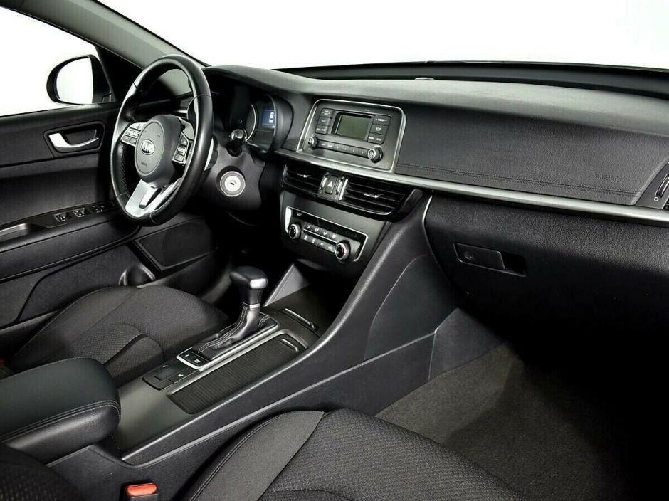 Kia Optima, 2.0 л, АТ, 2018 фото 2