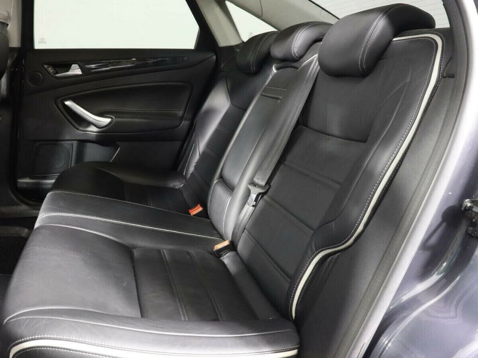 Ford Mondeo, 2.0 л, Робот, 2011 фото 1