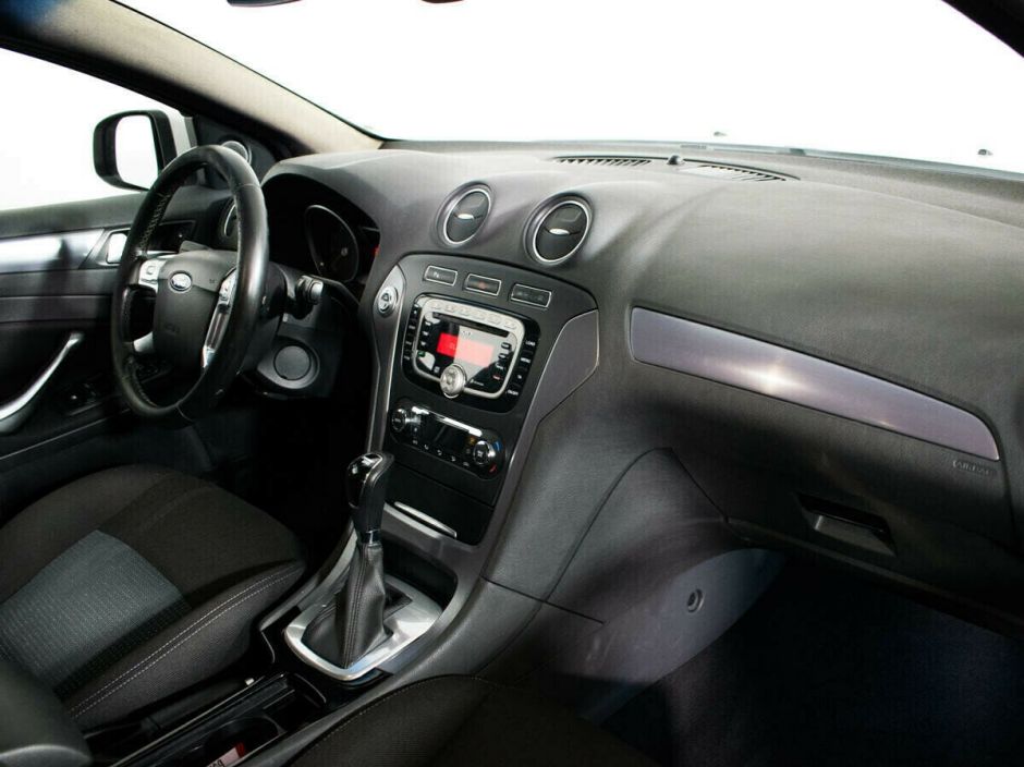Ford Mondeo, 2.0 л, Робот, 2011 фото 1