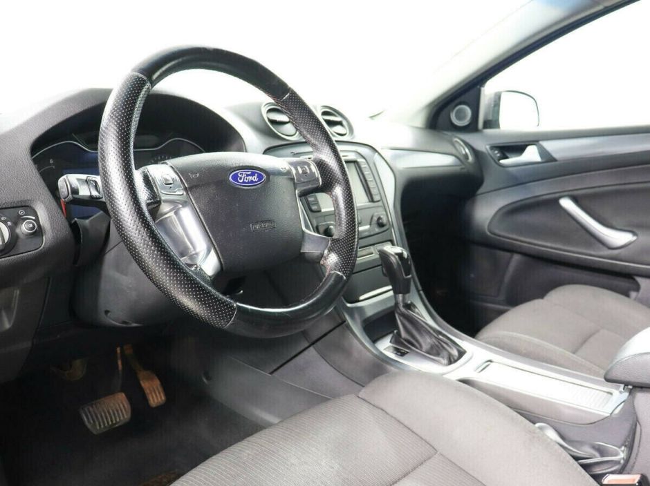 Ford Mondeo, 2.0 л, Робот, 2011 фото 2