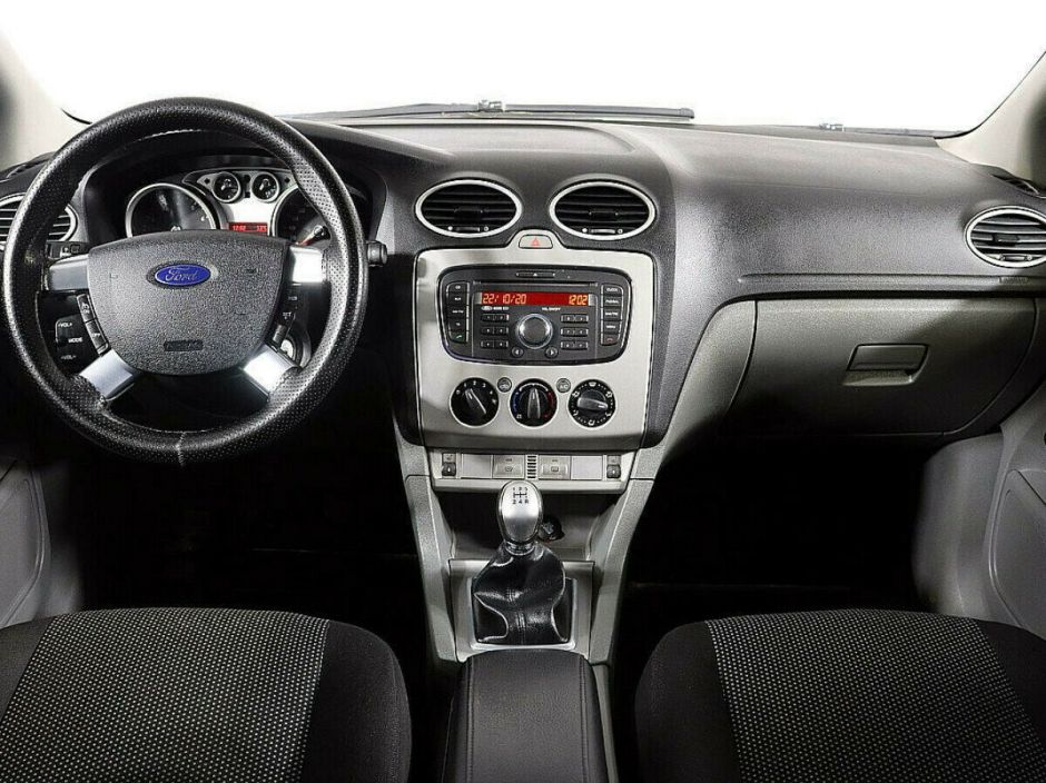 Ford Focus, 1.6 л, МТ, 2010 фото 10