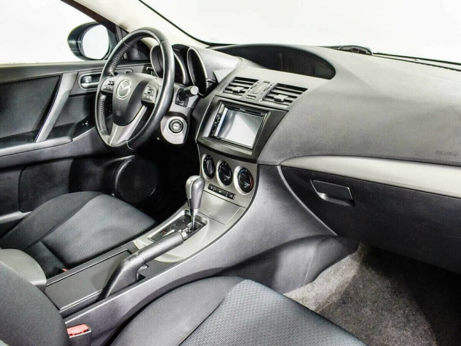 Mazda 3, 1.6 л, АТ, 2011 фото 1