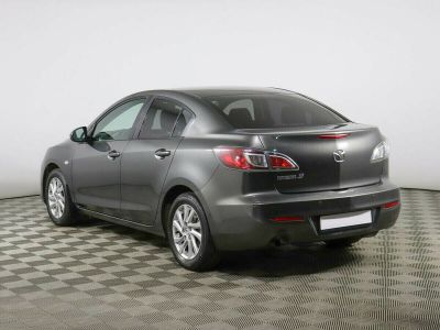 Mazda 3, 1.6 л, АКПП, 2013 фото 6