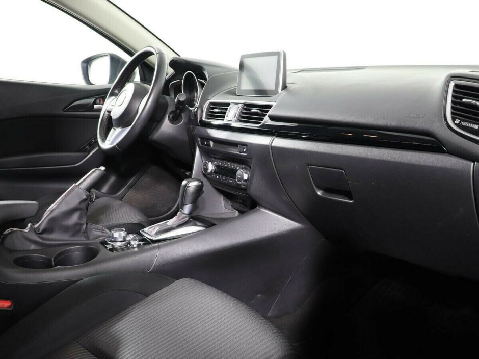 Mazda 3, 1.6 л, АТ, 2016 фото 2