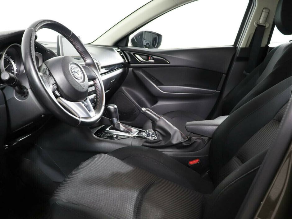 Mazda 3, 1.6 л, АТ, 2016 фото 1