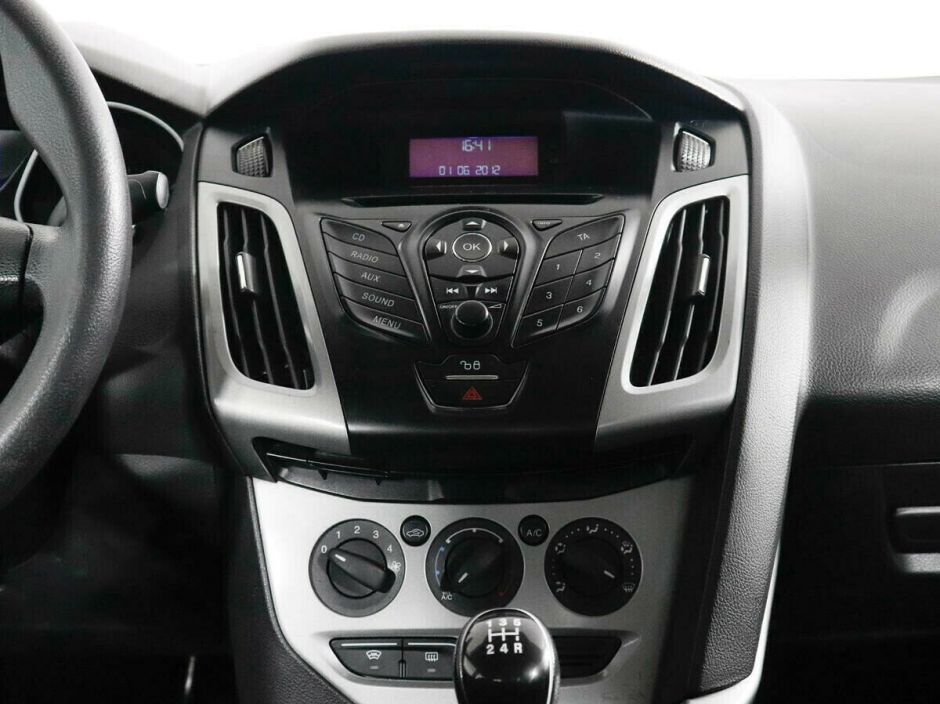 Ford Focus, 1.6 л, МТ, 2011 фото 7