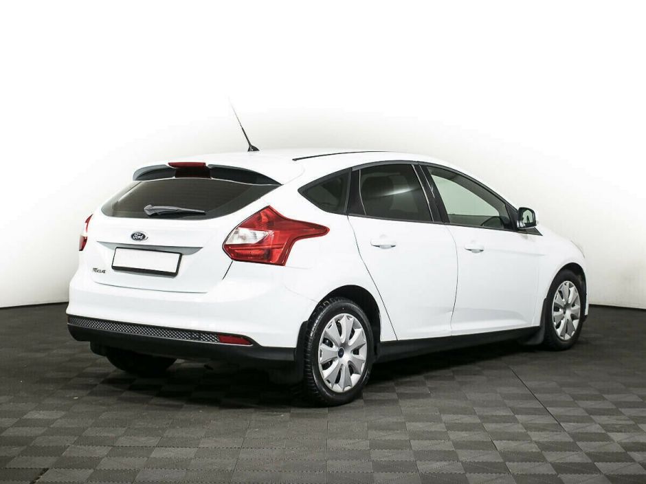 Ford Focus, 1.6 л, Робот, 2012 фото 5