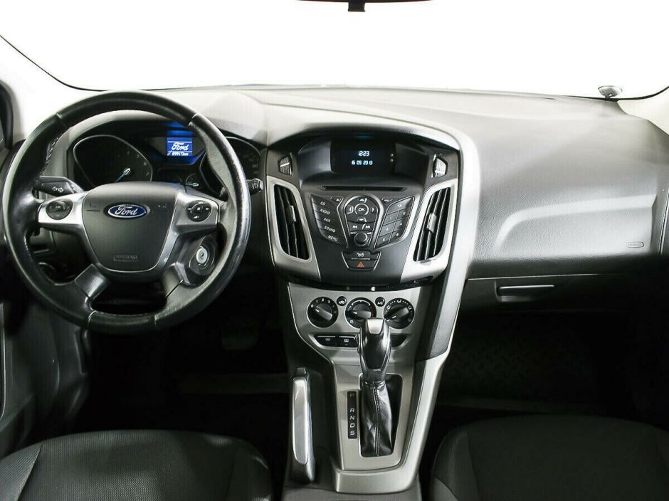 Ford Focus, 1.6 л, Робот, 2014 фото 8