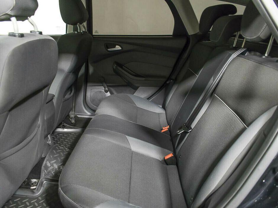 Ford Focus, 1.6 л, Робот, 2014 фото 2