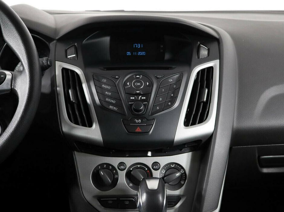 Ford Focus, 1.6 л, Робот, 2013 фото 7