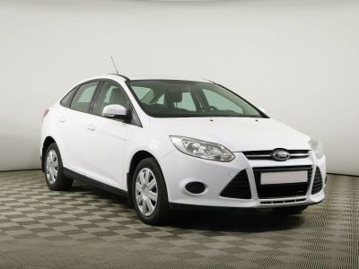 Ford Focus, 1.6 л, МКПП, 2012 фото 4