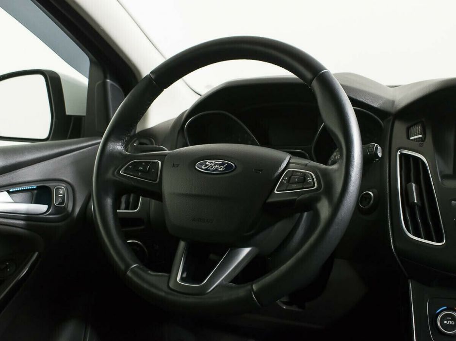 Ford Focus, 1.6 л, Робот, 2017 фото 7