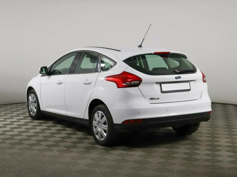 Ford Focus, 1.6 л, Робот, 2018 фото 6