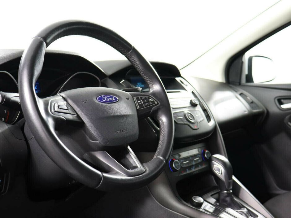 Ford Focus, 1.6 л, Робот, 2018 фото 1