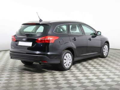 Ford Focus, 1.6 л, РКПП, 2015 фото 5