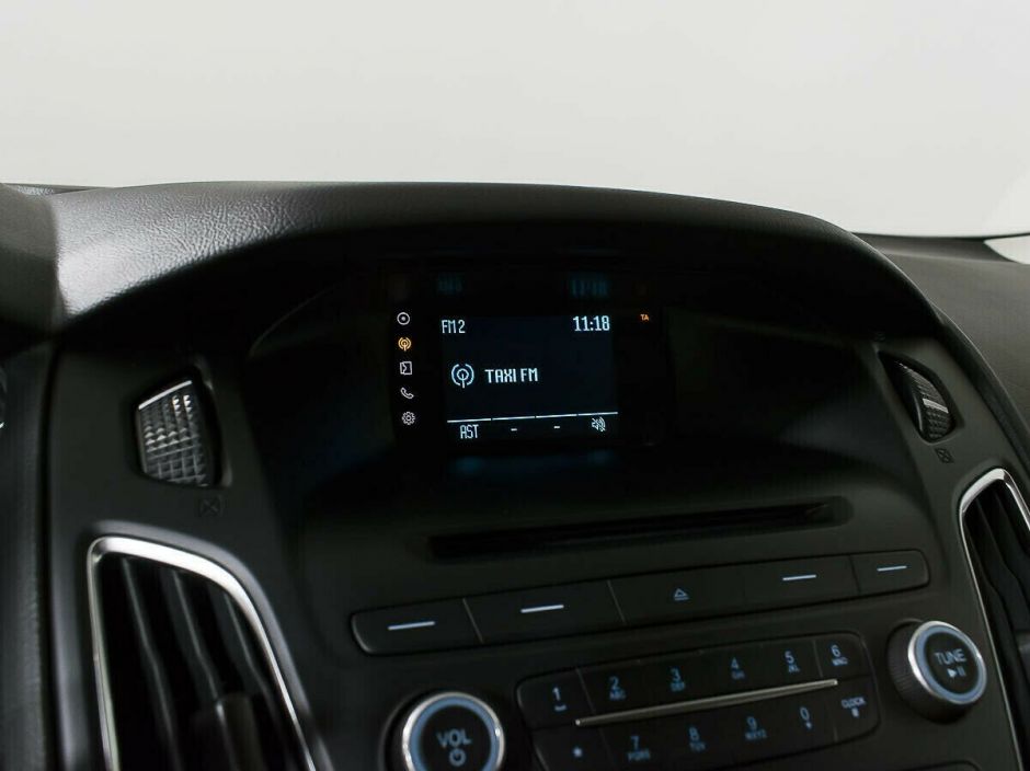 Ford Focus, 1.6 л, Робот, 2017 фото 10